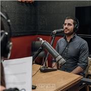 Ciao a tutti,Soy Domenico y soy hablante nativo italiano, nacido y criado en Italia y llegado hace 5 años a Uruguay